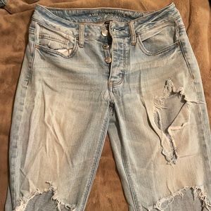 AE Tomgirl Jeans Washed Denim